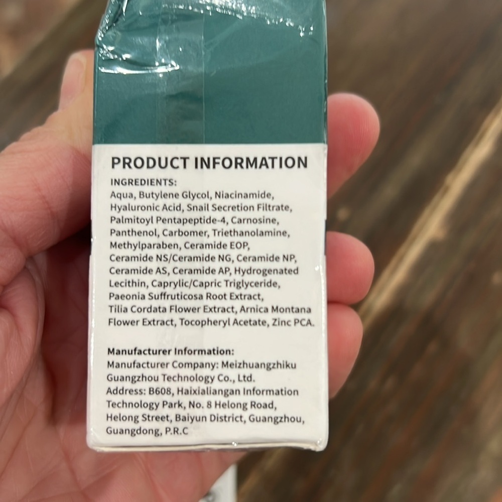 Lakibole 1 fl oz Niacinamide Serum with Hyaluronic Acid - Green and White. NIB! - Picture 6 of 9